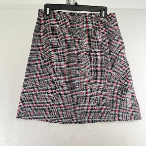 Karin Morgan Collection Wool Blend A-Line Mini Skirt Woman's 12 Black Red Plaid - Picture 4 of 12
